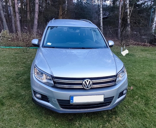 Volkswagen Tiguan cena 42900 przebieg: 283000, rok produkcji 2012 z Warszawa małe 137